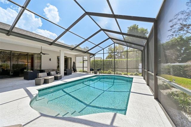 4719 MEADOWVIEW CIRCLE, Sarasota, FL 34233