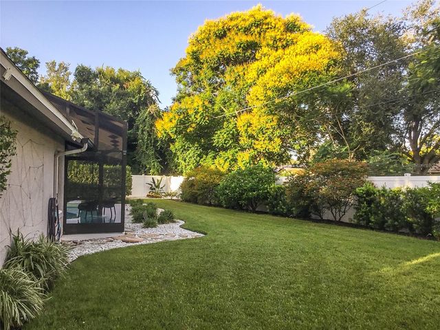 4719 MEADOWVIEW CIRCLE, Sarasota, FL 34233