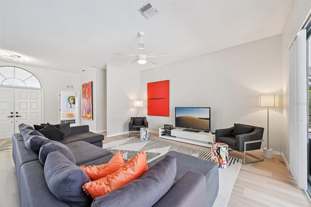 4719 MEADOWVIEW CIRCLE, Sarasota, FL 34233