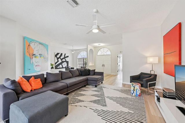 4719 MEADOWVIEW CIRCLE, Sarasota, FL 34233