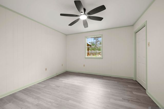 9556 Fairway Dr, Denham Springs, LA 70726