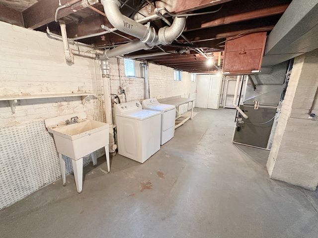 1126 E Main Street, Streator, IL 61364