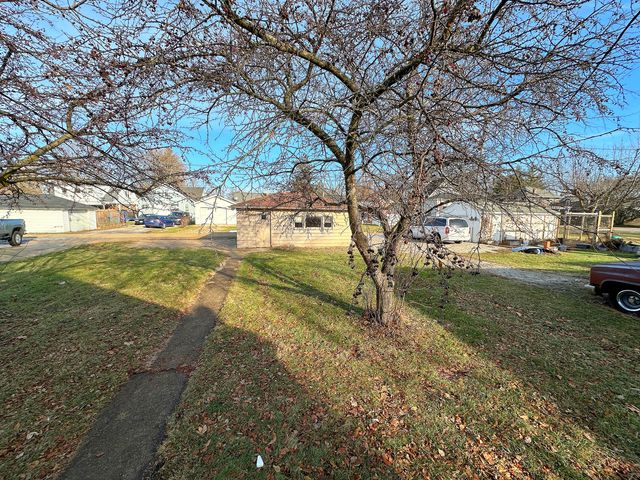 1126 E Main Street, Streator, IL 61364