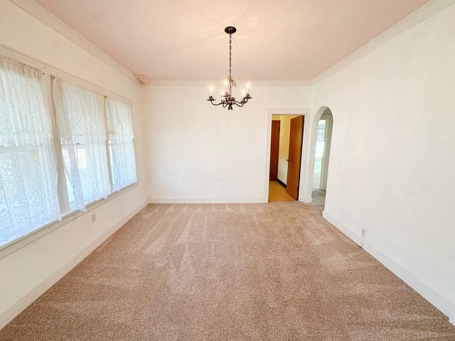 1126 E Main Street, Streator, IL 61364