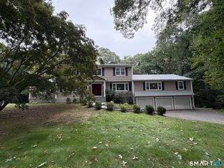 76 Bunker Hill Drive, Trumbull, CT 06611