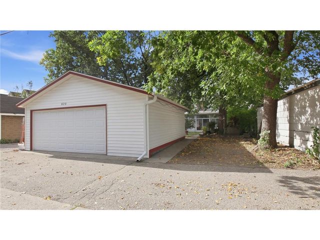 820 5th Avenue, Minneapolis, MN 55414