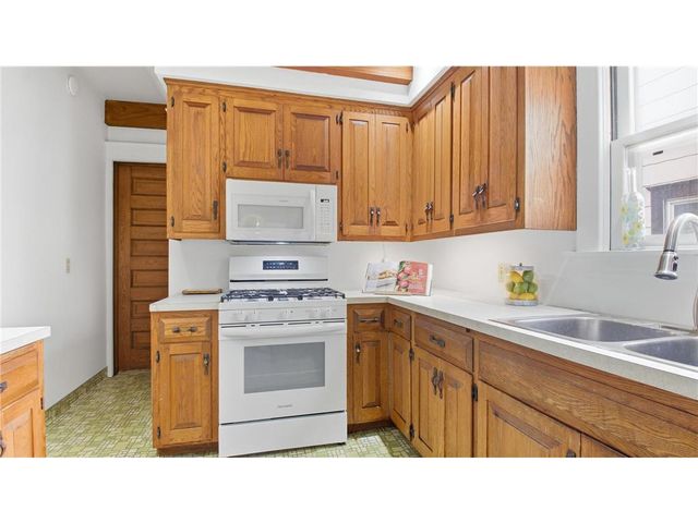 820 5th Avenue, Minneapolis, MN 55414