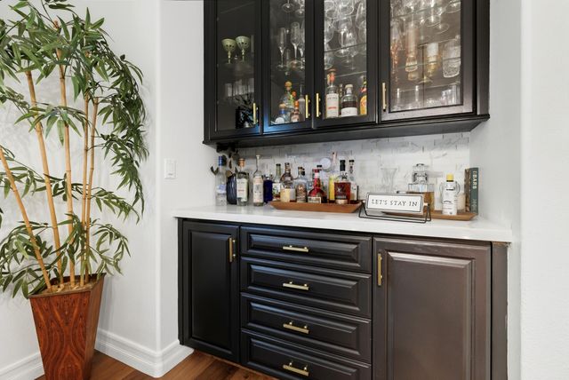 1646 S Bluegrass Court, Visalia, CA 93277