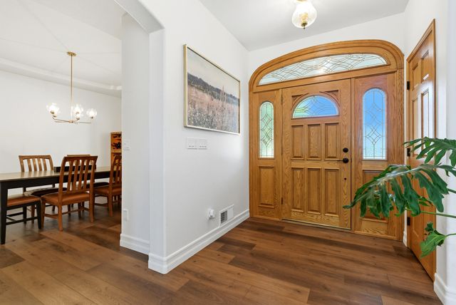 1646 S Bluegrass Court, Visalia, CA 93277