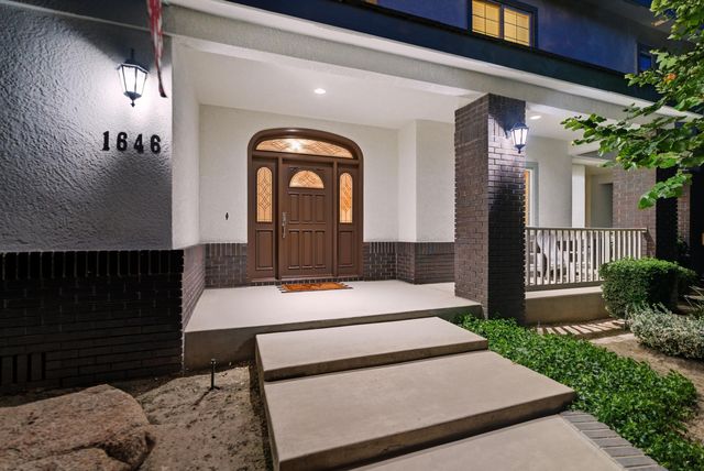 1646 S Bluegrass Court, Visalia, CA 93277
