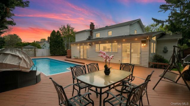 74 Rockland Drive, Jericho, NY 11753