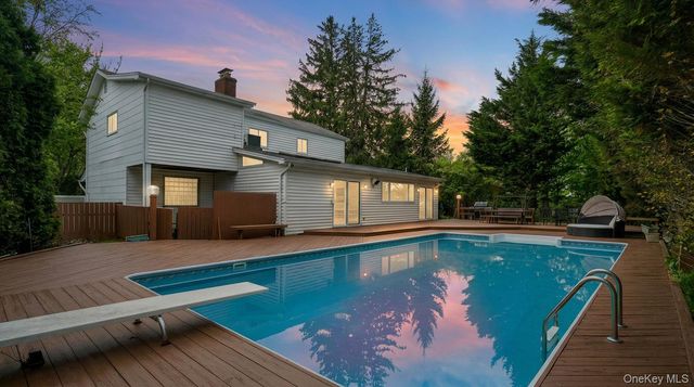 74 Rockland Drive, Jericho, NY 11753