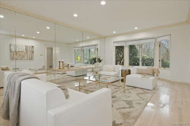 74 Rockland Drive, Jericho, NY 11753