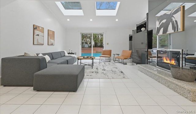 74 Rockland Drive, Jericho, NY 11753