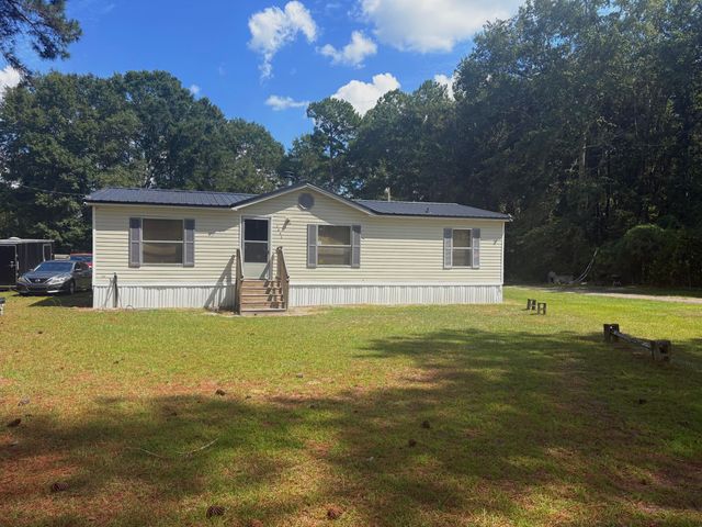2885 Mallett Road, Manning, SC 29102
