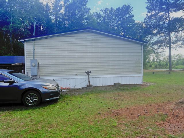 2885 Mallett Road, Manning, SC 29102