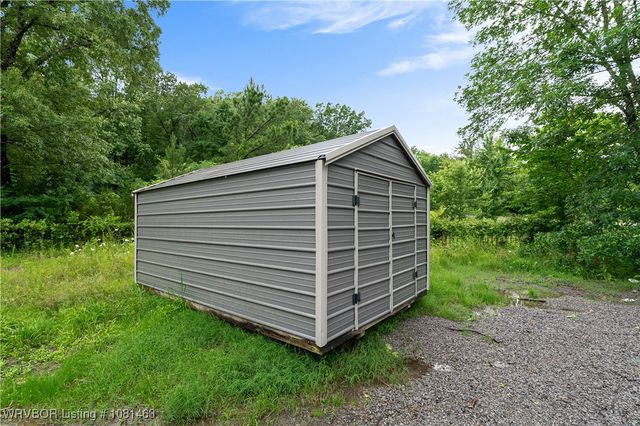 1635 Burchfiel Mountain Trail, Cedarville, AR 72932