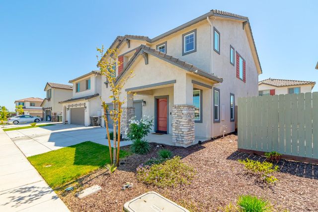 1508 Founders Point Dr, Modesto, CA 95356