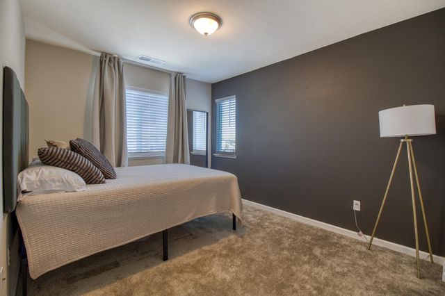 1508 Founders Point Dr, Modesto, CA 95356