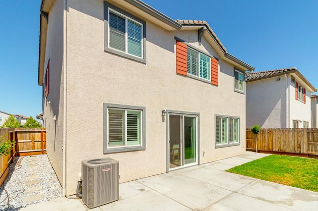 1508 Founders Point Dr, Modesto, CA 95356