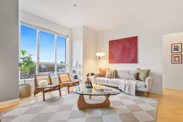 585 9th St 443, Oakland, CA 94607