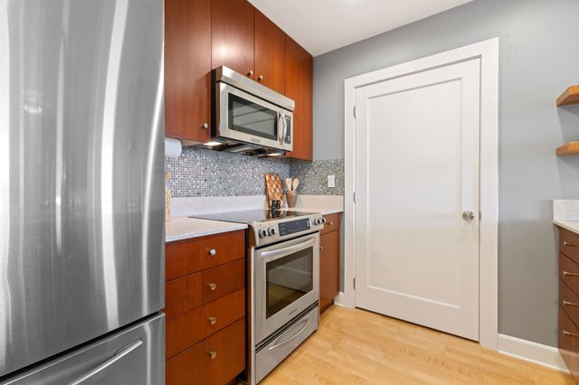 585 9th St 443, Oakland, CA 94607