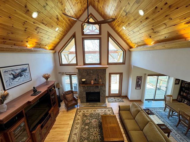 335 Northshore Drive, Blairsville, GA 30512