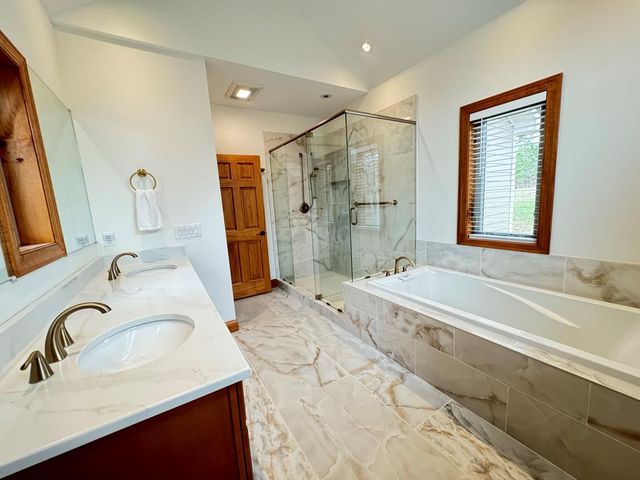335 Northshore Drive, Blairsville, GA 30512