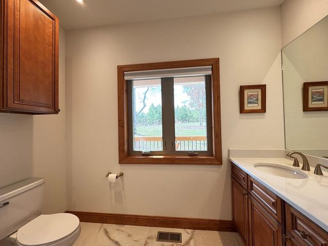 335 Northshore Drive, Blairsville, GA 30512