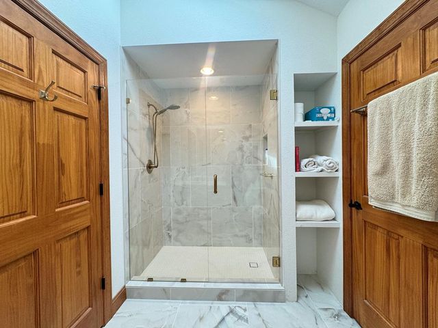 335 Northshore Drive, Blairsville, GA 30512
