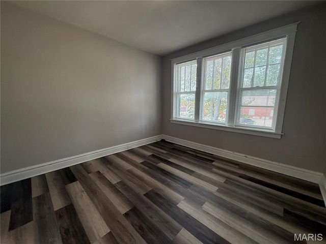 5516 S Grand Boulevard, St Louis, MO 63111