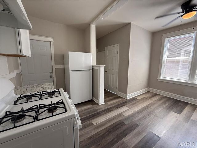 5516 S Grand Boulevard, St Louis, MO 63111