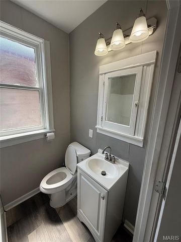 5516 S Grand Boulevard, St Louis, MO 63111