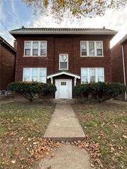 5516 S Grand Boulevard, St Louis, MO 63111