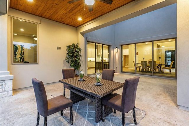 511 Woodside TER, Lakeway, TX 78738