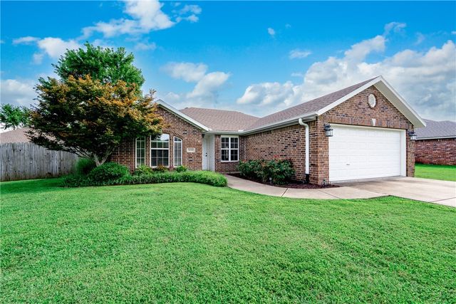 3839 W Mahogany Drive, Fayetteville, AR 72704