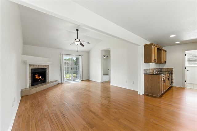 3839 W Mahogany Drive, Fayetteville, AR 72704