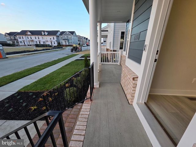 6604 QUEENSBURY ST, Middle River, MD 21220