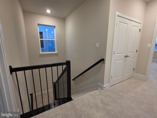 6604 QUEENSBURY ST, Middle River, MD 21220