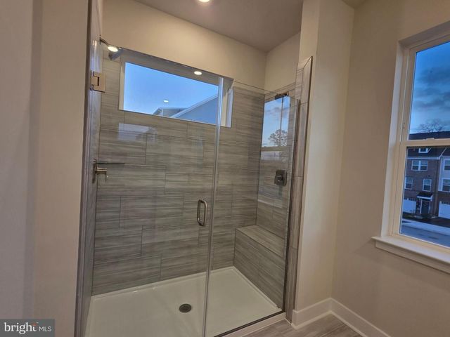 6604 QUEENSBURY ST, Middle River, MD 21220