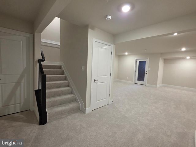 6604 QUEENSBURY ST, Middle River, MD 21220