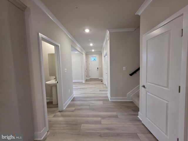 6604 QUEENSBURY ST, Middle River, MD 21220