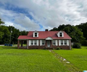 509 FRANCIS STREET E, Jacksonville, AL 36265