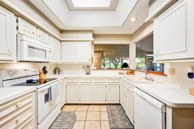 212 Overlook CT, Wimberley, TX 78676