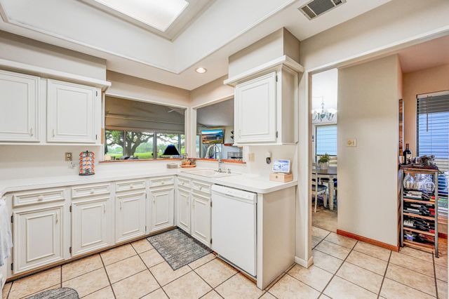 212 Overlook CT, Wimberley, TX 78676