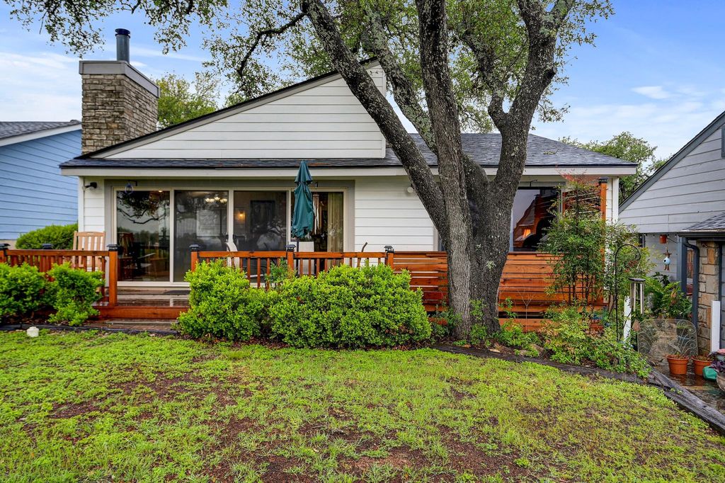 212 Overlook CT, Wimberley, TX 78676