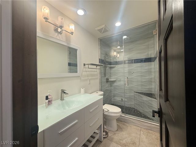 2208 Plaza Del Puerto, Las Vegas, NV 89102