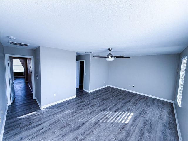 909 MEADOW GLADE DRIVE, Ruskin, FL 33570