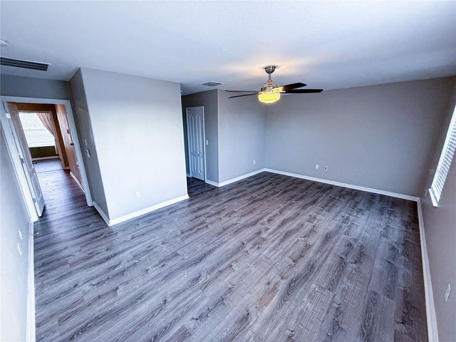 909 MEADOW GLADE DRIVE, Ruskin, FL 33570