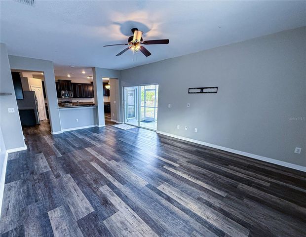 909 MEADOW GLADE DRIVE, Ruskin, FL 33570